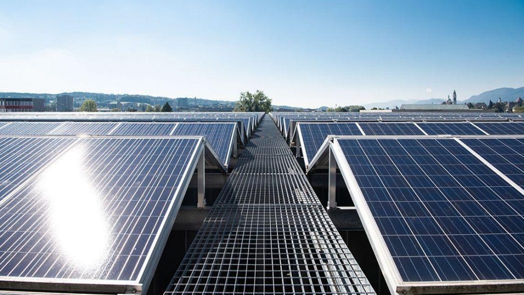 Installations photovoltaïques Helion sur le toit