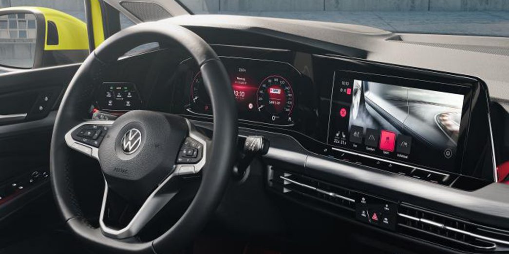 VW Golf cockpit noire