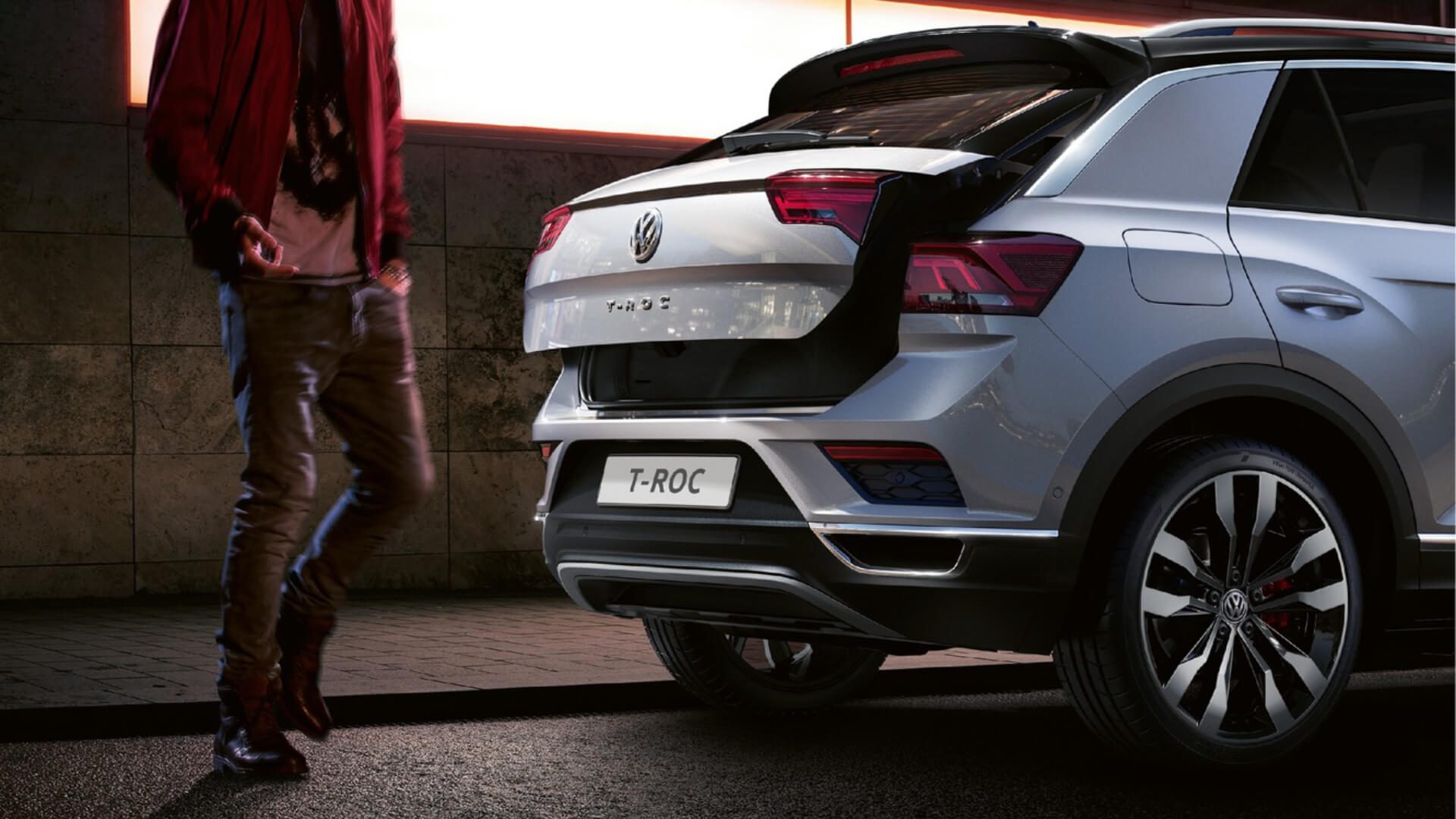 VW T-Roc rear with open trunk