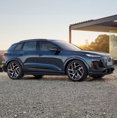 Audi Q8 e-tron grigia, parte frontale