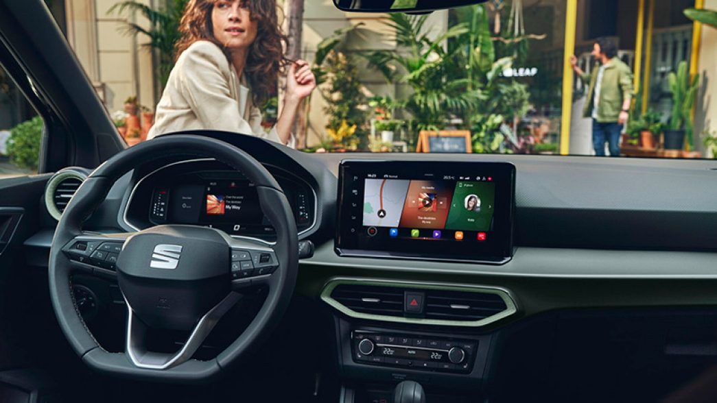 SEAT Arona abitacolo e display