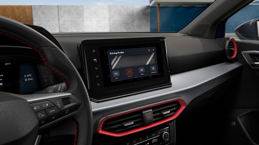 SEAT Arona display