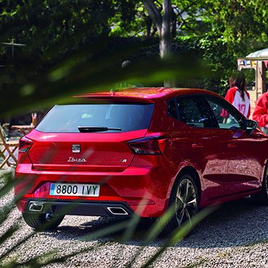 SEAT Ibiza rouge vue arrière