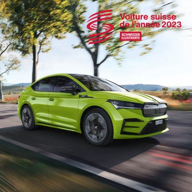Škoda Enyaq Coupé RS iV verte vue de face et latérale