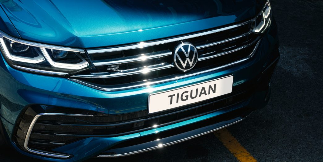 VW Tiguan bleu vue de face