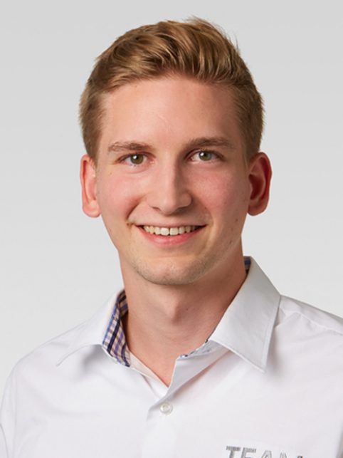 Adrian Böll