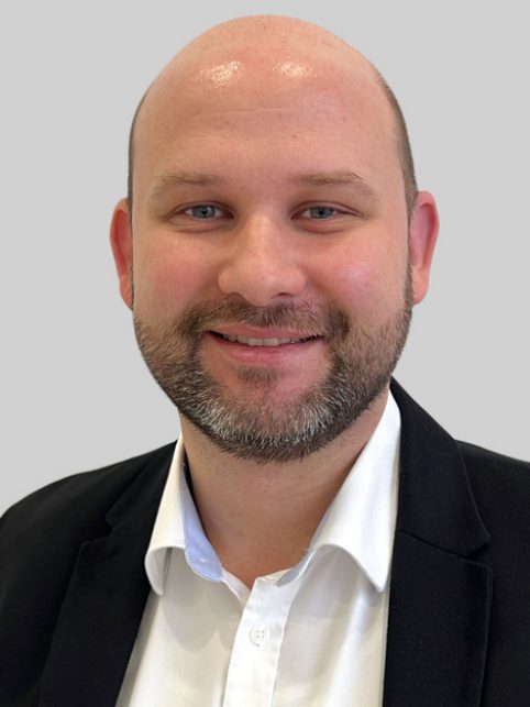 Robert Dovoda